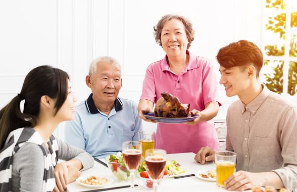 Making Thanksgiving Easier for Your Older Loved Ones